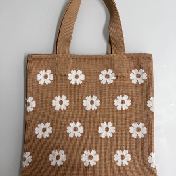 에잇세컨즈 가방