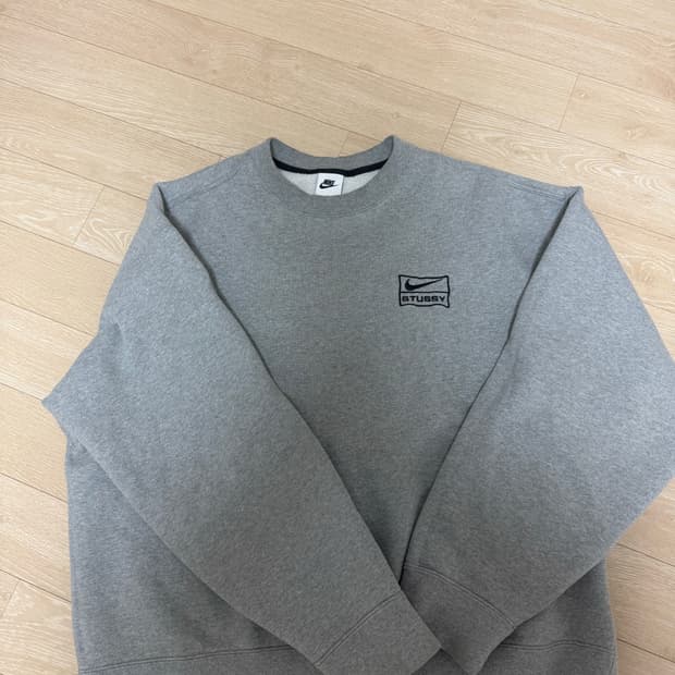 [L] 나이키 스투시 nrg 플리스 크루넥 맨투맨 그레이