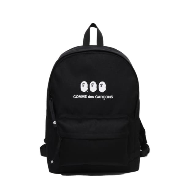 베이프x꼼데가르송 백팩 새상품팝니다