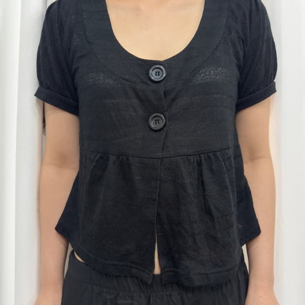 button knit cardigan