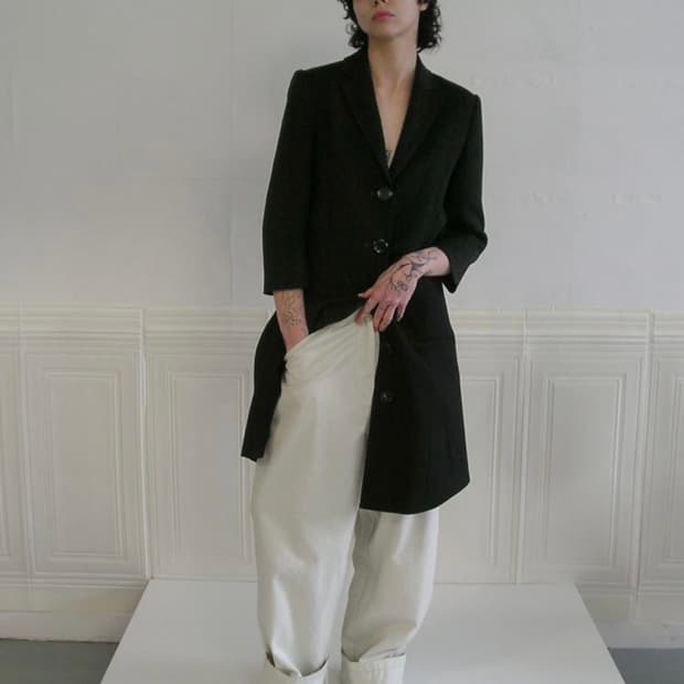 에옹쓰 버튼 콜렉터 코트 Button Collector Coat