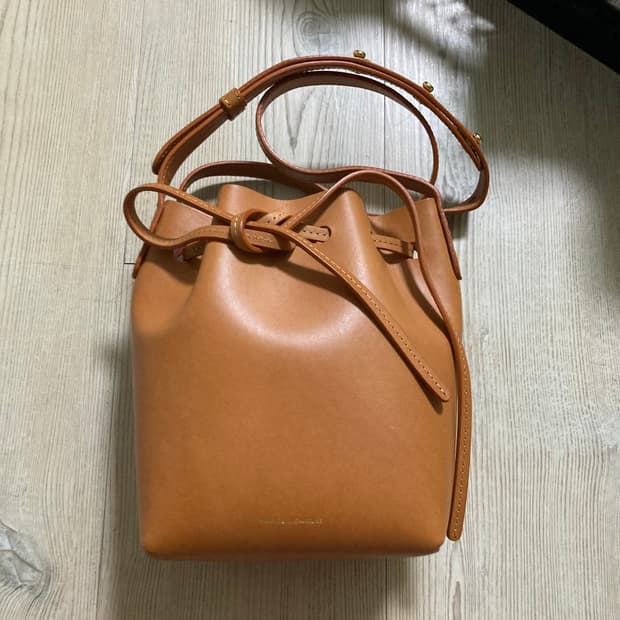 만수르가브리엘 미니 버킷백