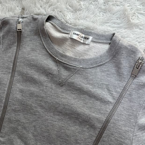 생로랑 그레이 지퍼 맨투맨