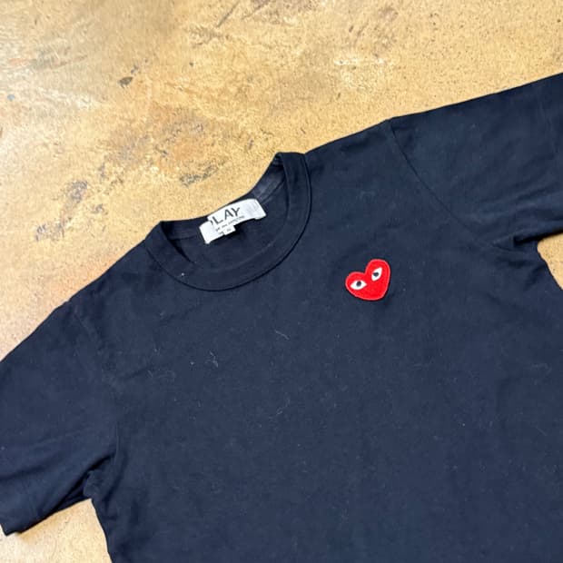 꼼데가르송 블랙 로고 반팔티셔츠