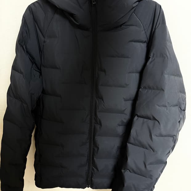 유니클로 퍼프테크 파카 패딩 블랙 M