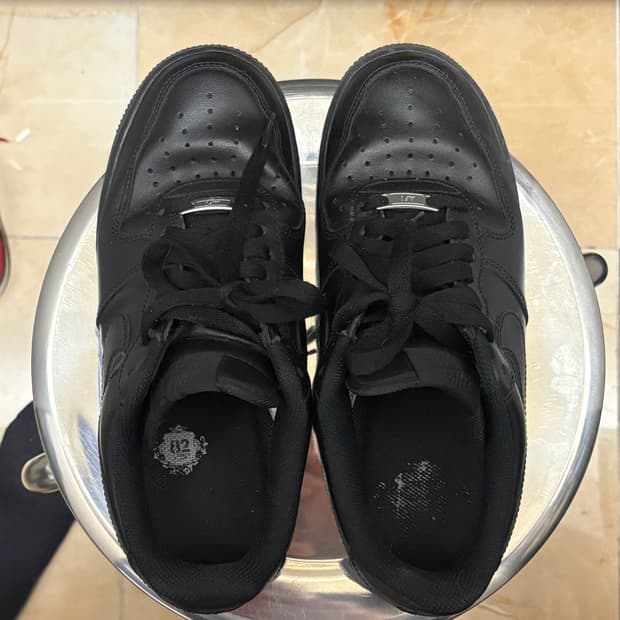 나이키 에어 포스 1 블랙 255