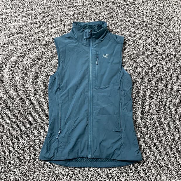 빈티지9. 아크테릭스 프로톤 베스트 조끼 바람막이 