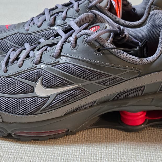 나이키 샥스 라이드2 그레이/레드 290사이즈