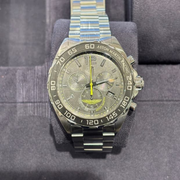 태그호이어 아스톤마틴 시계 판매해요