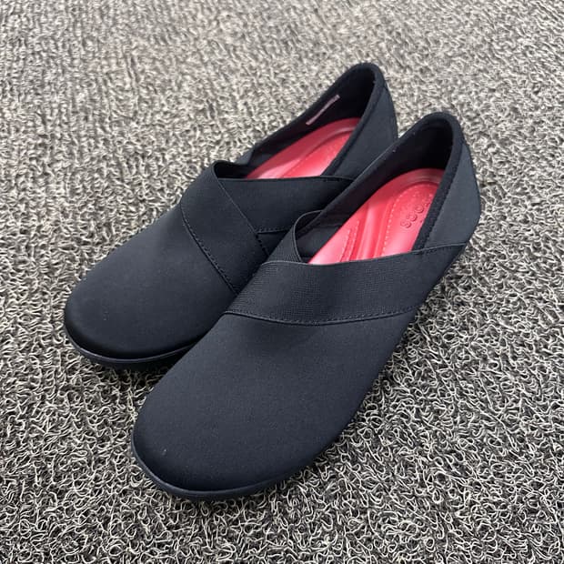 Crocs 크록스 여성 슬립온 블랙