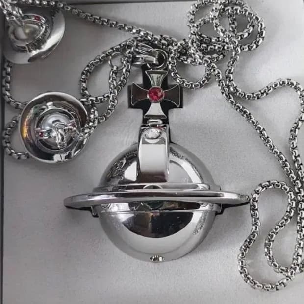 비비안웨스트우드 나나 라이터 목걸이