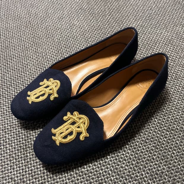 토리버치 Tory Burch 안토니오 네이비 스웨이드 로퍼 8M