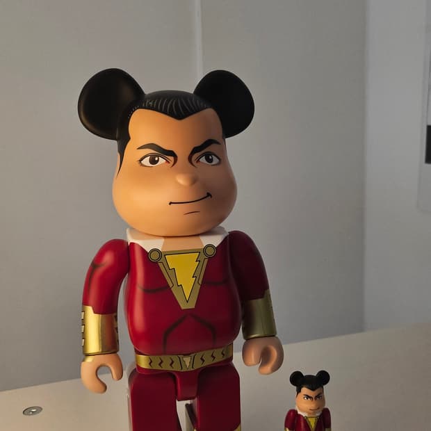 메디콤 베어브릭 샤잠400% & 100%