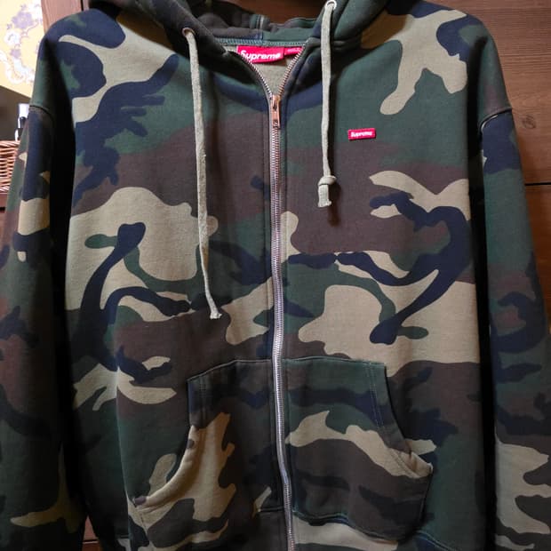 슈프림 카모 후드집업M