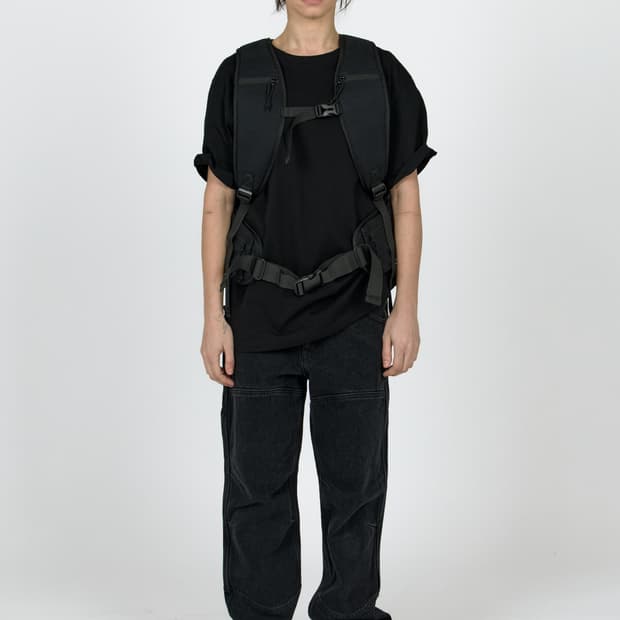 MPa CHEST BELT BAG (BLACK)