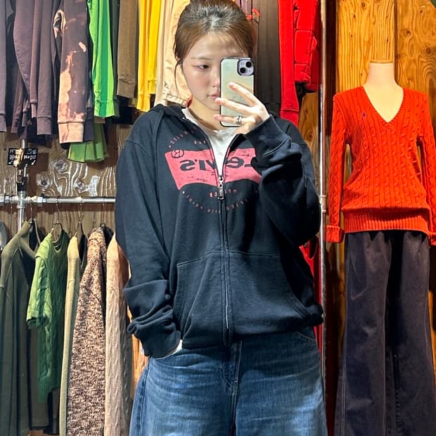 M 리바이스 크랙 빅로고 블랙 후드집업