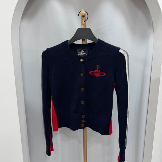 백화점판 비비안웨스트우드 니트 가디건 XS 