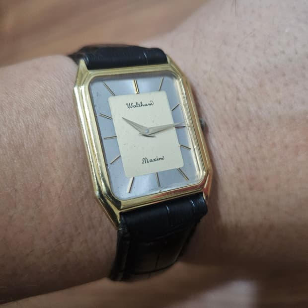 월쌈 빈티지 시계