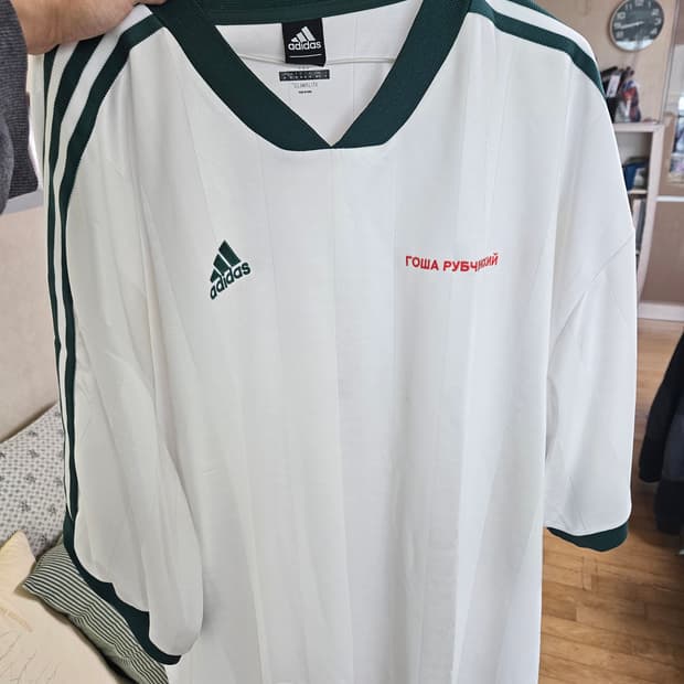 고샤 X 아디다스 티 M