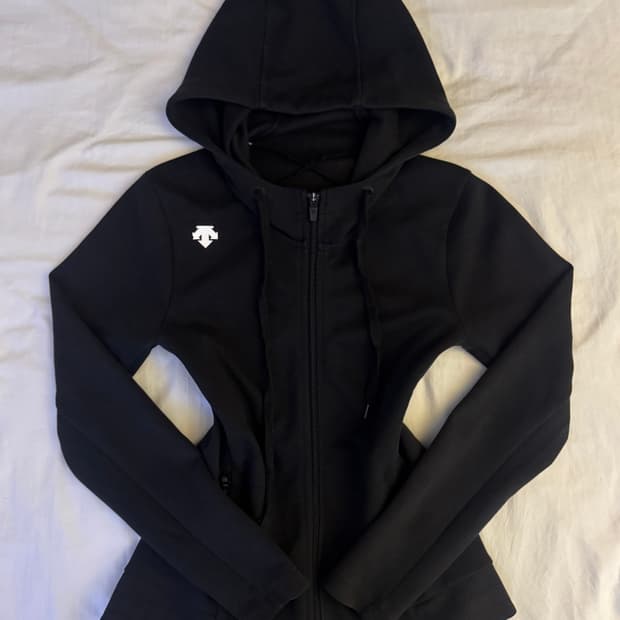 데상트 후드집업 블랙 S
