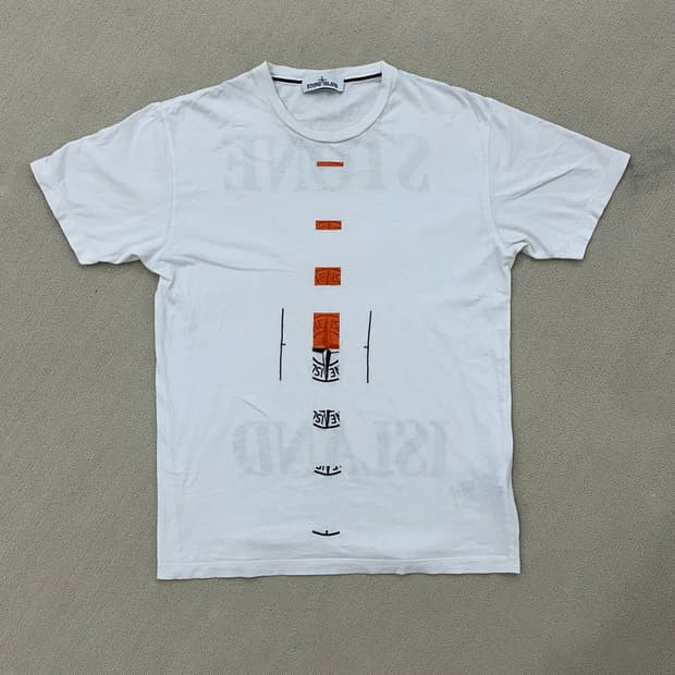 스톤아일랜드 정품 화이트 그래픽 반팔 티셔츠 XL