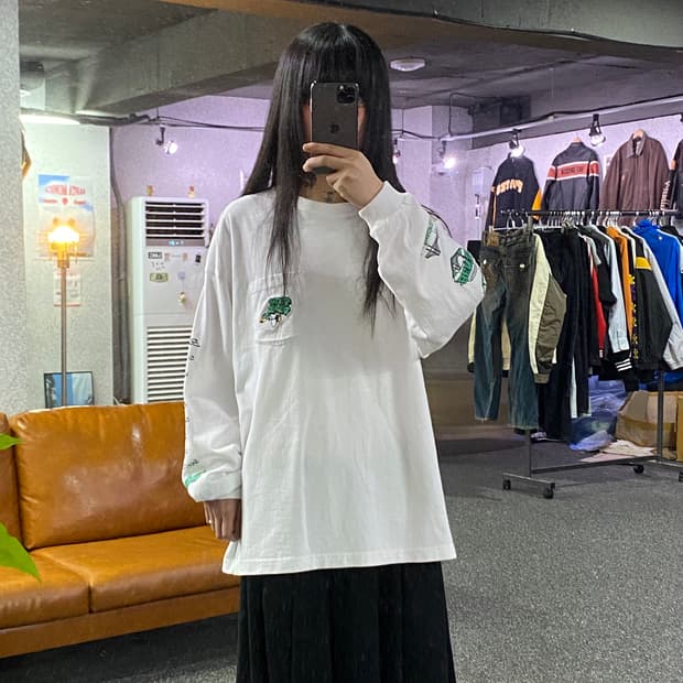 벤데이비스 화이트 스프레이 고릴라 롱 슬리브B5135