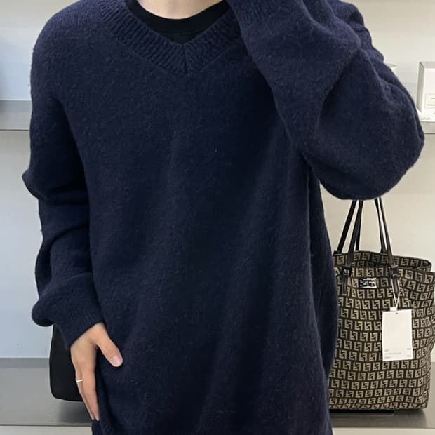 포터리 23fw 알파카 브이넥 니트