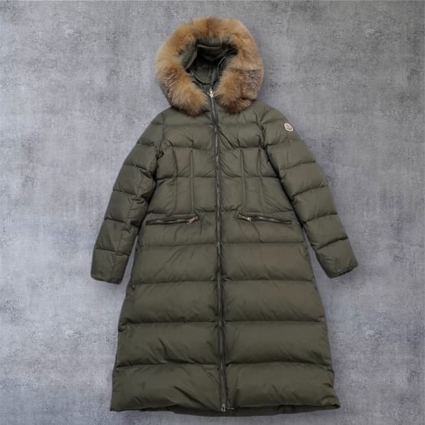 몽클레어 Moncler 카키 후드 퍼 롱패딩 1
