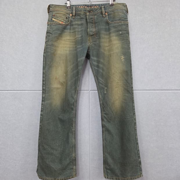 디젤(DIESEL) 자티니 0885Y 부츠컷 데님 팬츠