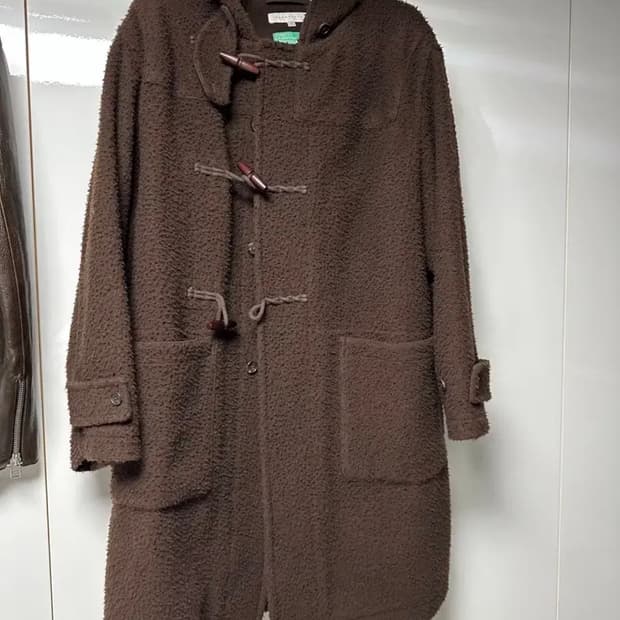 브라운야드 카센티노울 더플코트 팝니다