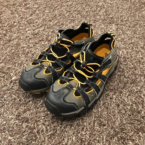 컬럼비아 하이킹 트레킹 샌들