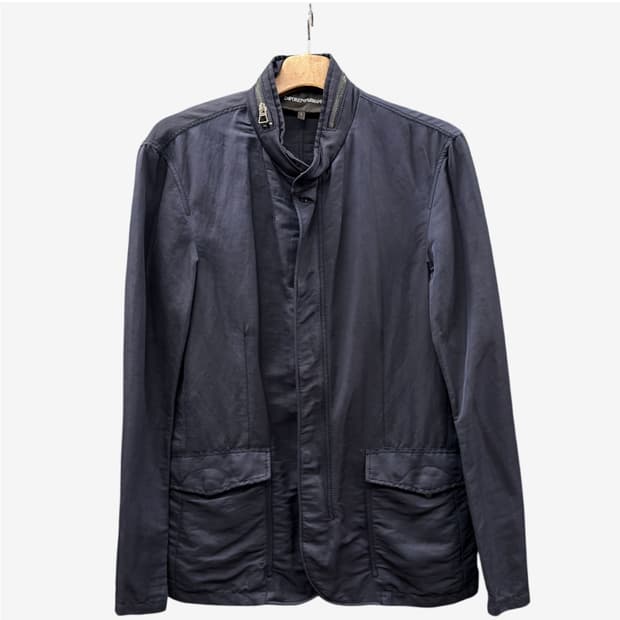 엠포리오 아르마니 캐주얼 코트자켓 사파리포켓 패커블 후드 디테일 네이비