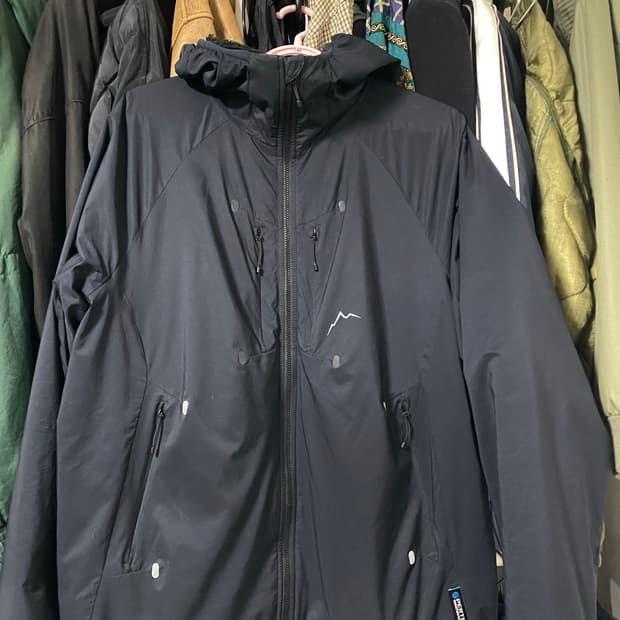 케일  알파 바람막이