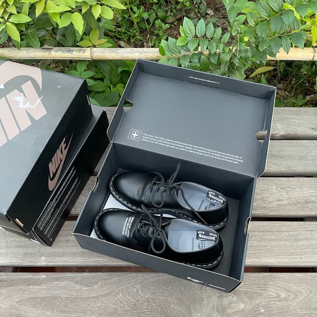 닥터마틴 x 네이버후드 황금사이즈