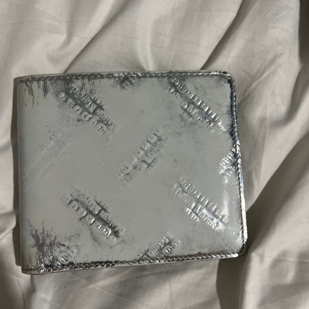 마르지엘라 넘버11라인 메탈릭 지갑