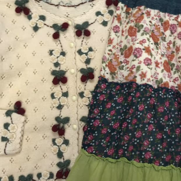 릴리포엠 자수 가디건 lily poem