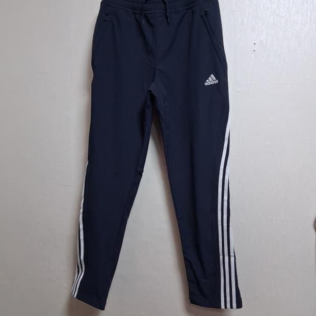 아디다스 AEROREADY 네이비 트랙 팬츠 추운간절기 두께감있는 31 