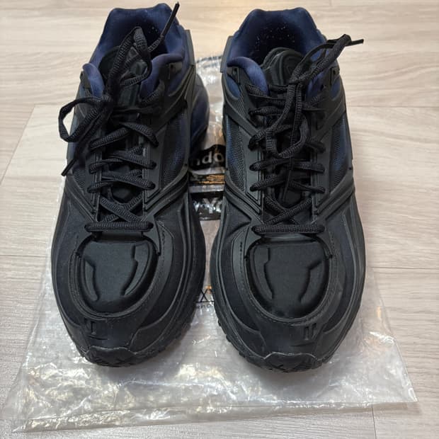 리복 프리미어로드 올블랙 260