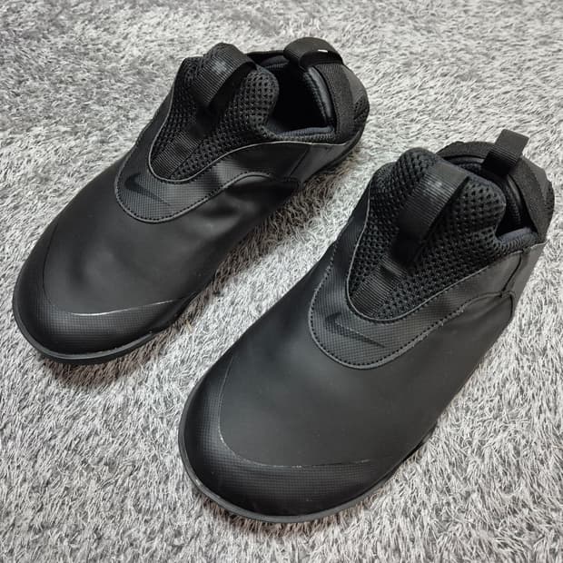 나이키 에어 줌 펄스 트리플블랙 265