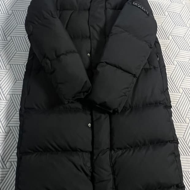 데상트 캐논 구스다운 블랙 85 S