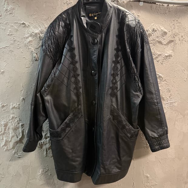 100 차밍 Charming 양가죽 레더 하프코트 블랙