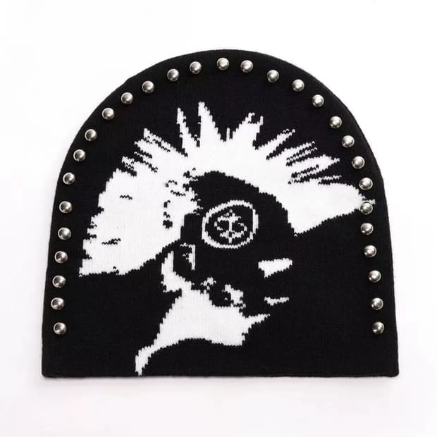Stud Graphic  Beanie