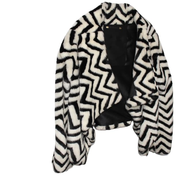 O’2nd 오즈세컨 지오메트릭 퍼 자켓