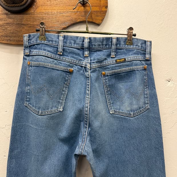 31.5) 90s USA Wrangler Mid Blue Regular 