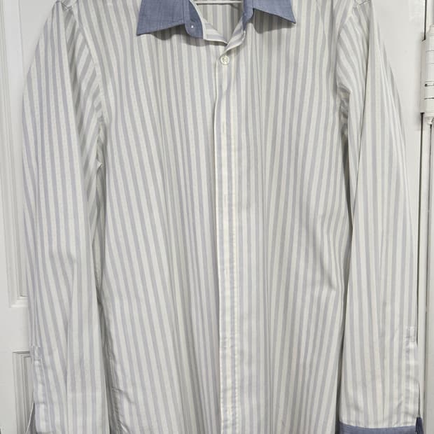 휴고보스 스트라이프셔츠