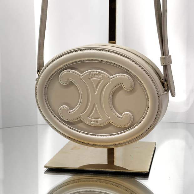 셀린느 오벌펄스 라이스 크로스백  