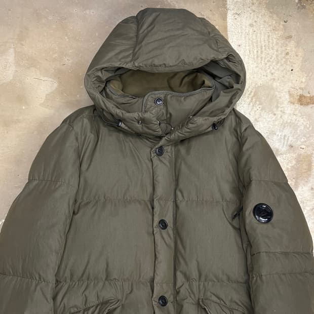 105 C.P. 컴퍼니 50필리 야상 다운 패딩