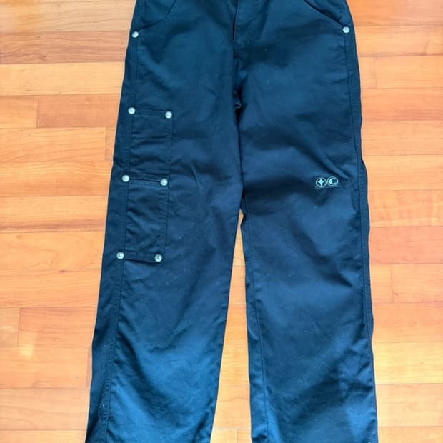 떠그클럽 펜츠 팝니다