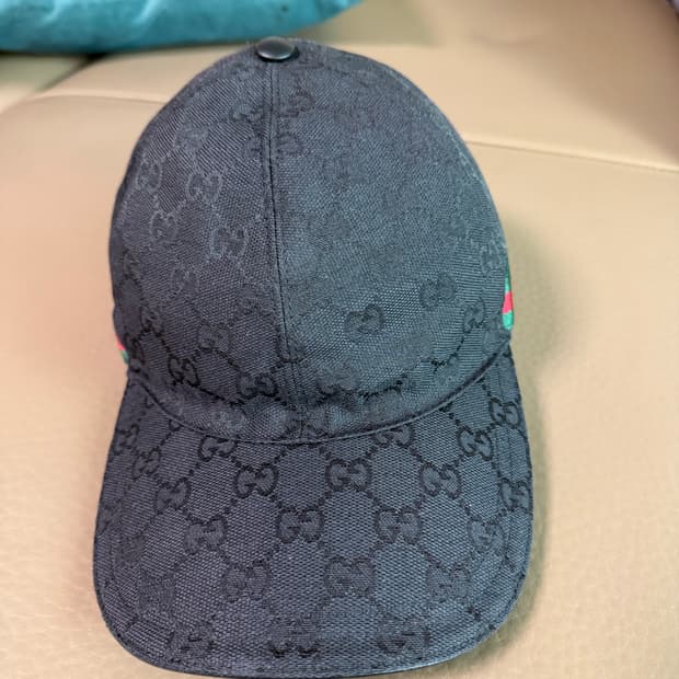 (새상품급) 구찌 GG 캔버스 야구모자 L 사이즈 합니다