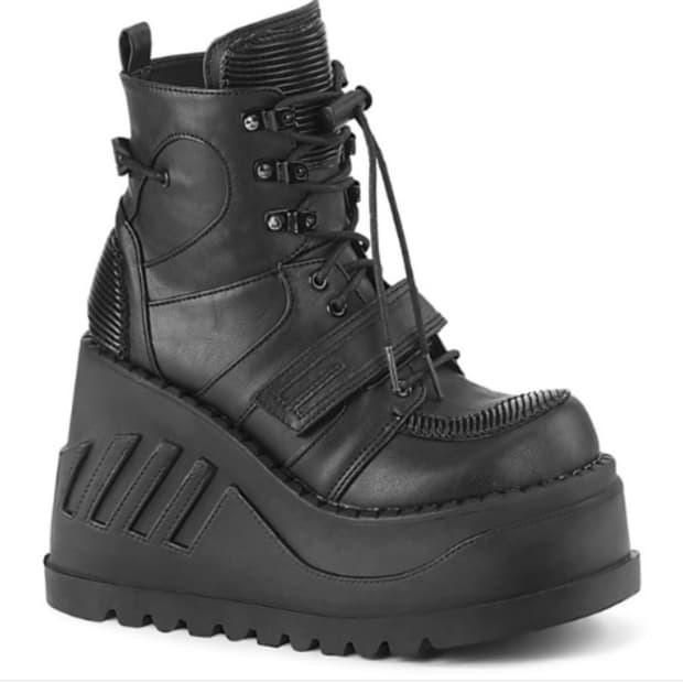 데모니아 스톰프13 루프스트랩 퀄트 텅 앵클하이탑 플랫폼 블랙